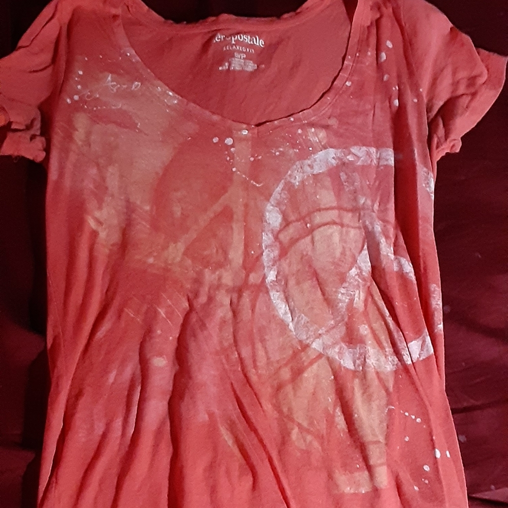 Designer tee